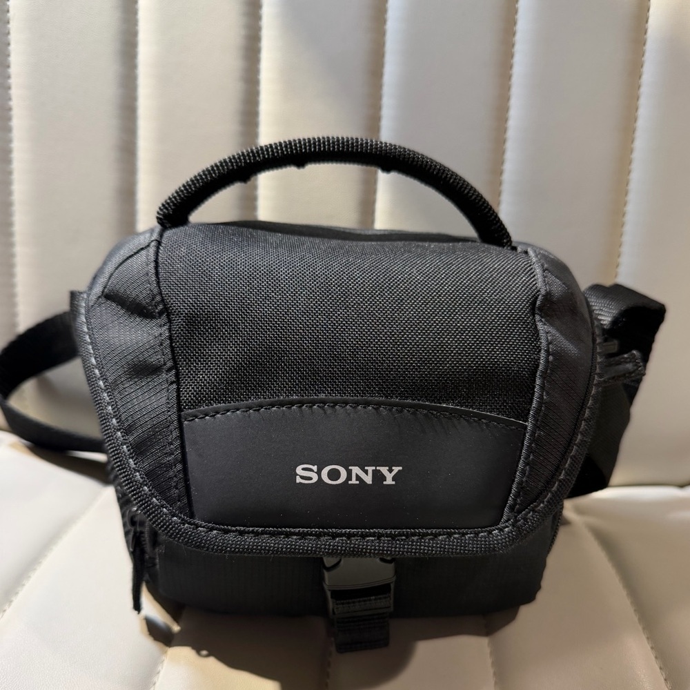 Sony Compact Black Camera Case